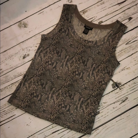 DONCASTER COLLECTION—SO SOFT CASHMERE, SNAKESKIN PRINT TANK—ABSOLUTELY GORGEOUS - Picture 3 of 8